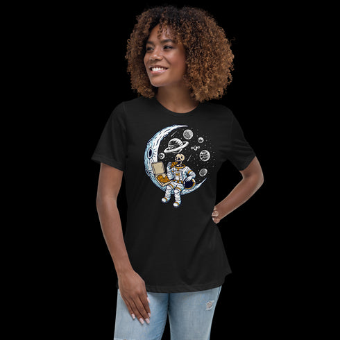 Astro Pizza - Women's Relaxed Tee